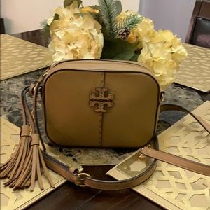 Tory Burch McGraw camera bag